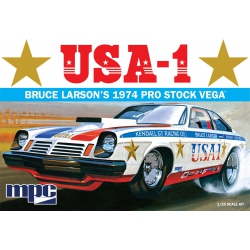 Model Plastikowy - Samochód 1:25 Bruce Larson USA-1 Pro Stock Vega - MPC828